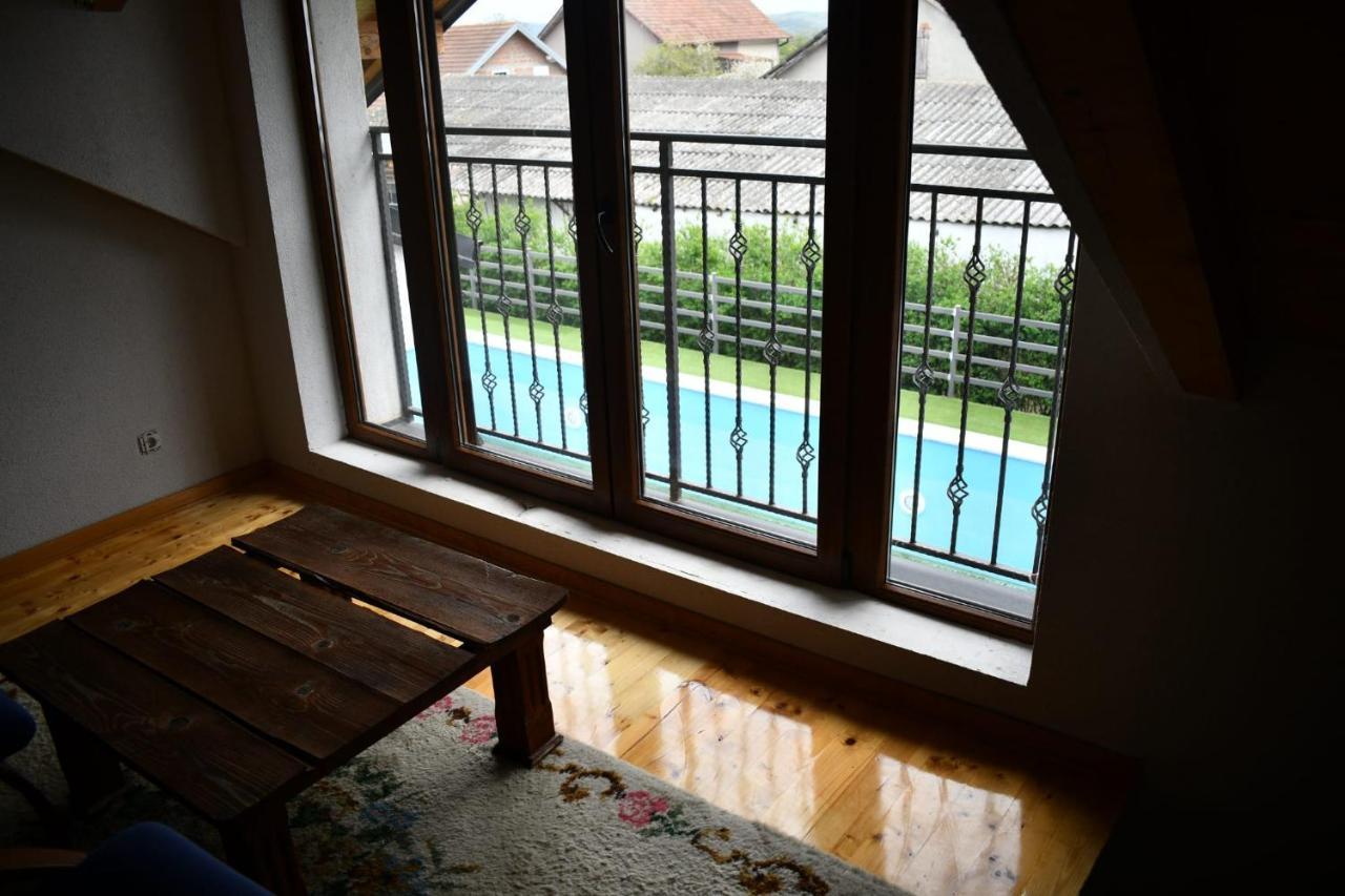 City Escape Luxury Villa Zuce Экстерьер фото